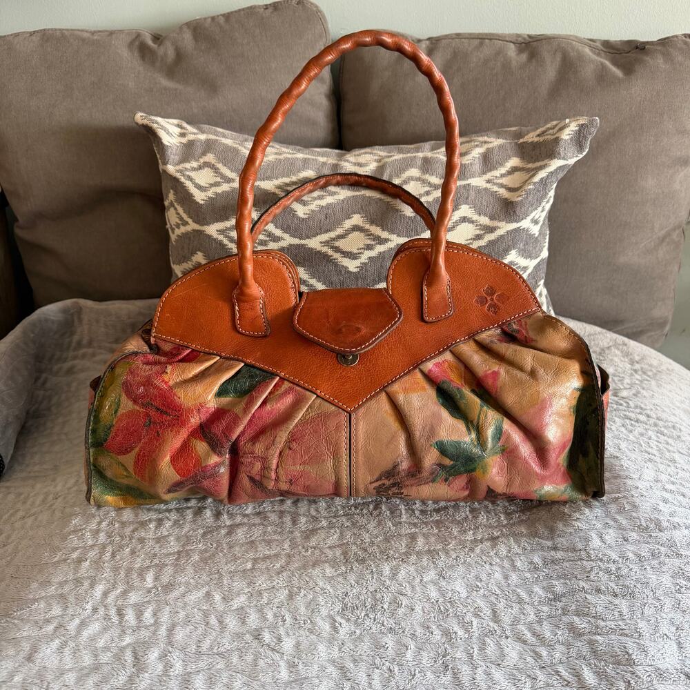 Patricia Nash Lione Floral Shoulder Leather Handbag - Picture 2 of 8